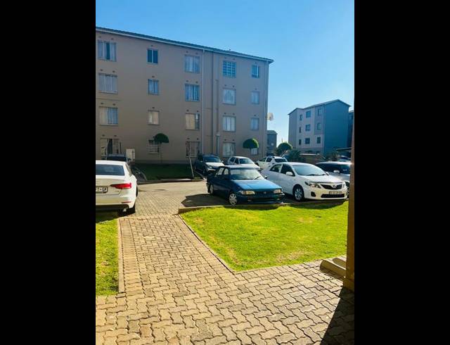 2 BEDROOM APARTMENT FOR SALE IN JABULANI